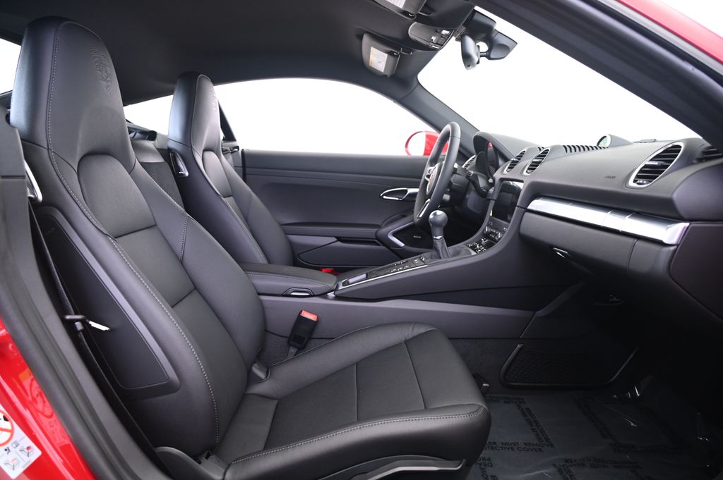 Thumbnail: 2025 Porsche 718 Cayman - 26