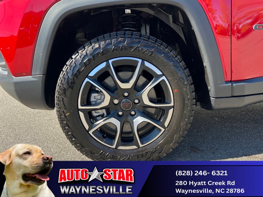 new 2026 Jeep Compass car, priced at $31,990