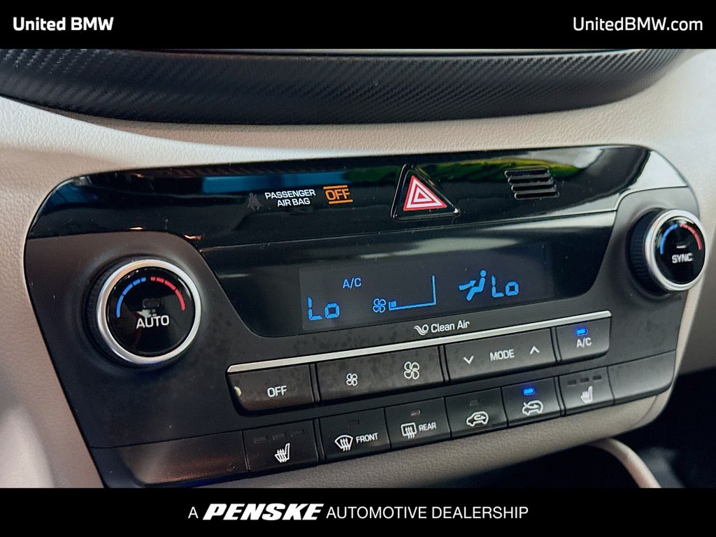 Thumbnail: 2020 Hyundai Tucson - 10