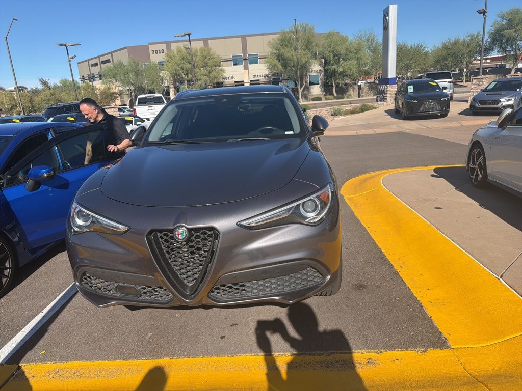 Thumbnail: 2020 Alfa Romeo Stelvio - 4