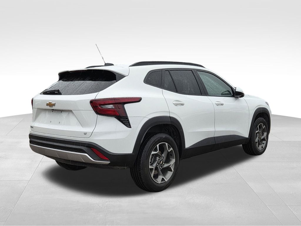 Used 2025 Chevrolet Trax SUV