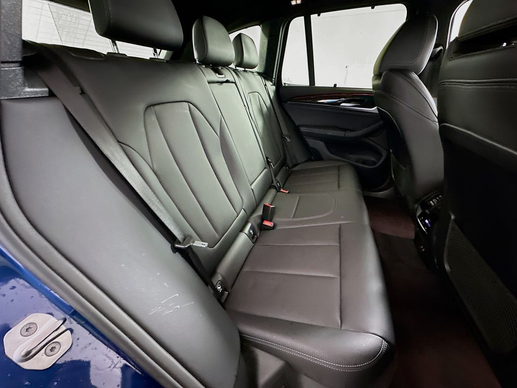 Thumbnail: 2022 BMW X3 - 27
