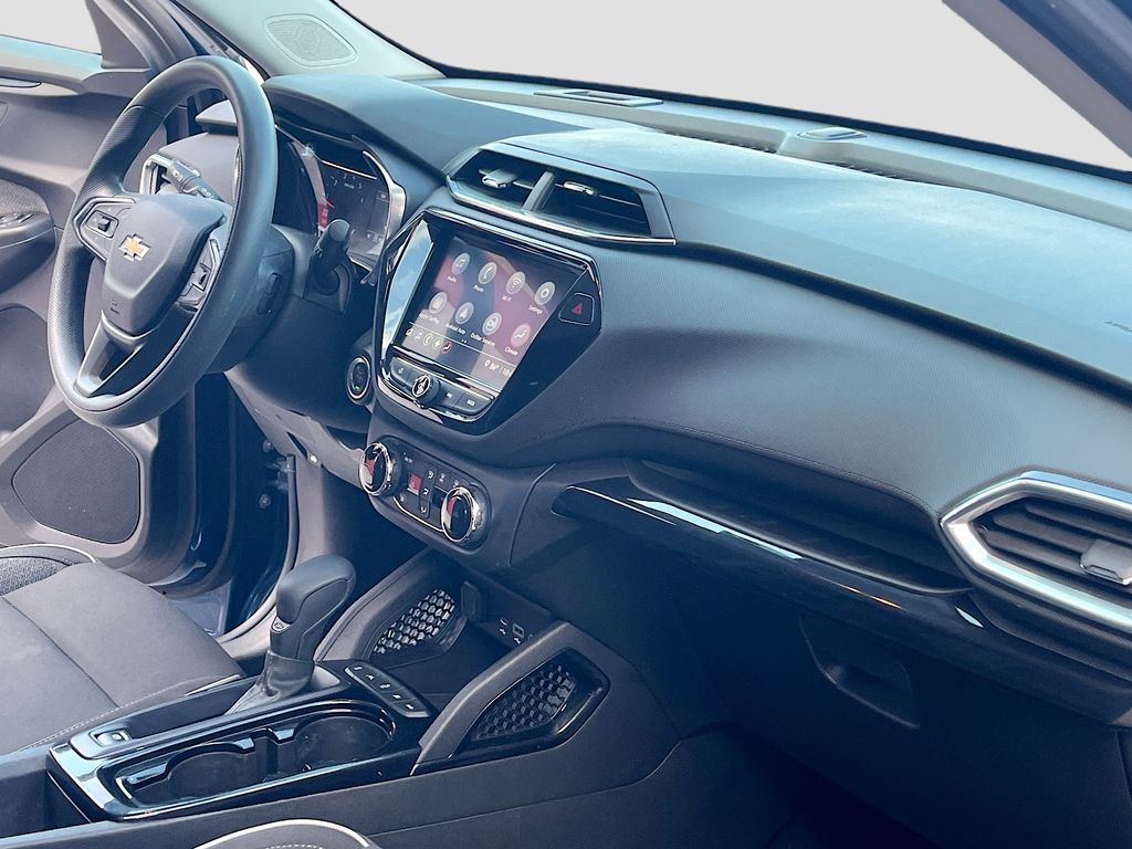Used 2021 Blue Chevrolet LT image 28