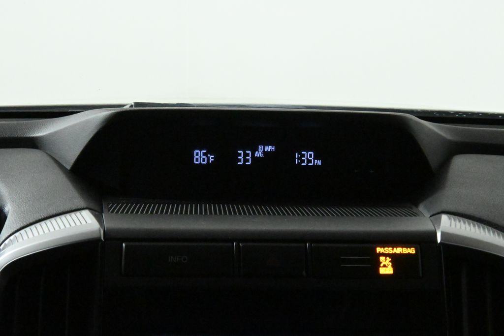 Thumbnail: 2022 Subaru Ascent - 21