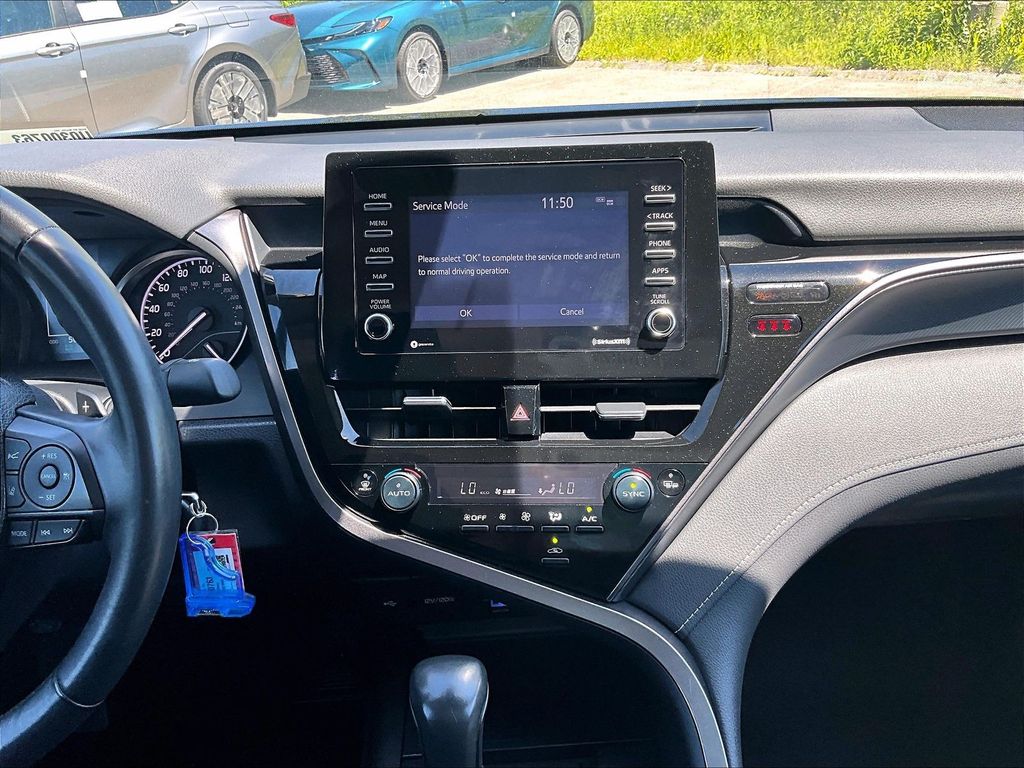 2024 Toyota Camry — photo 17