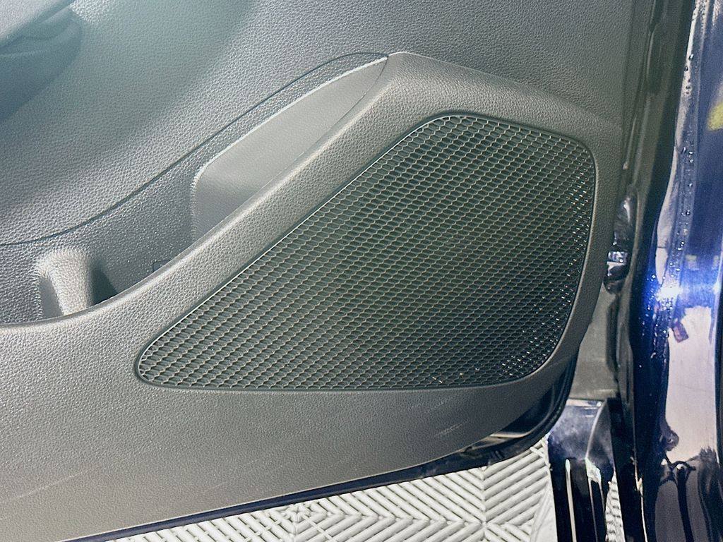 Thumbnail: 2024 Toyota Corolla - 18