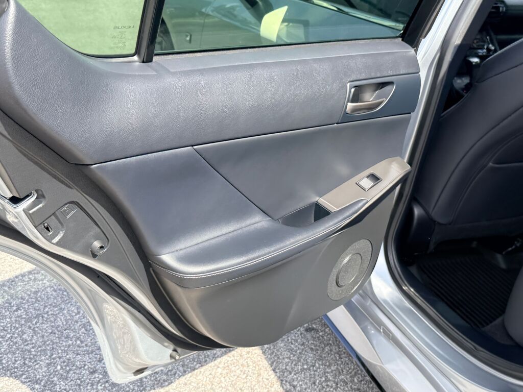 Thumbnail: 2023 Lexus IS - 17