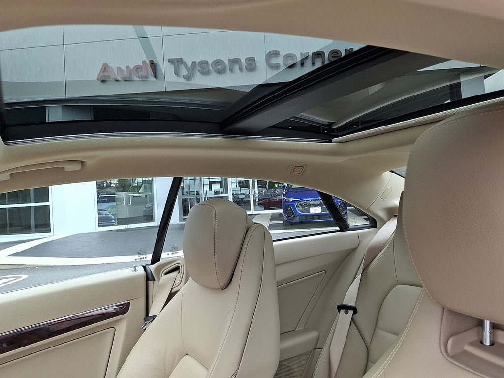 Thumbnail: 2012 Mercedes-Benz E-Class - 14