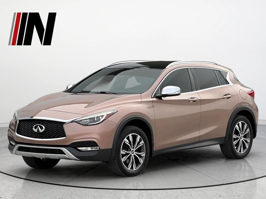 2017 INFINITI QX30 Premium AWD