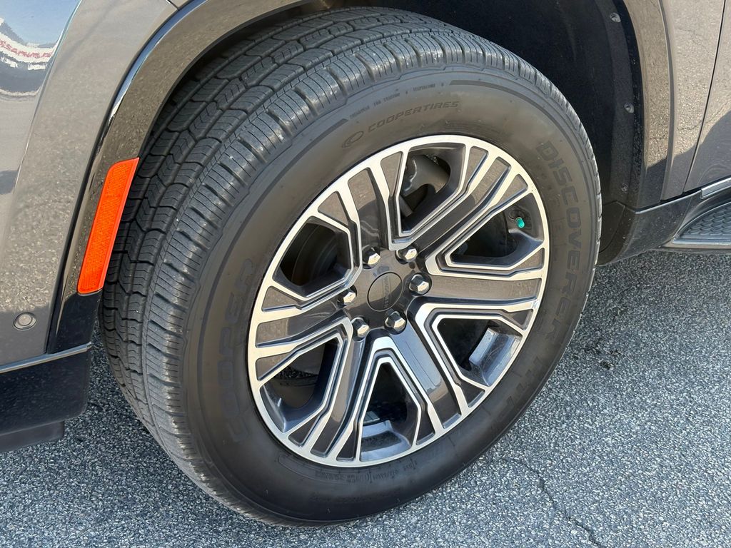 Used Car 2024 Jeep Wagoneer  Series Ii For Sale Under $40,000 In San Marcos, Texas