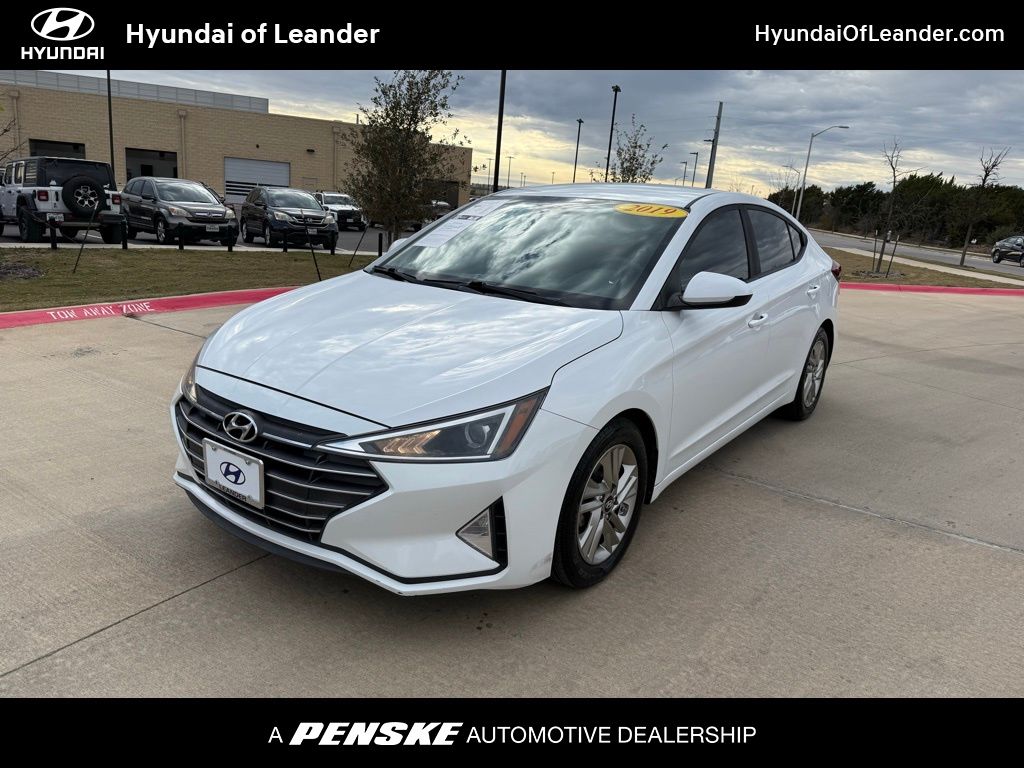 Thumbnail: 2019 Hyundai Elantra - 1