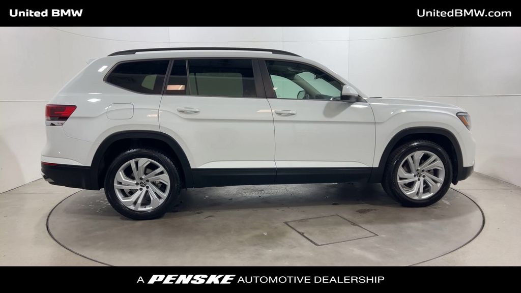 Thumbnail: 2021 Volkswagen Atlas - 9