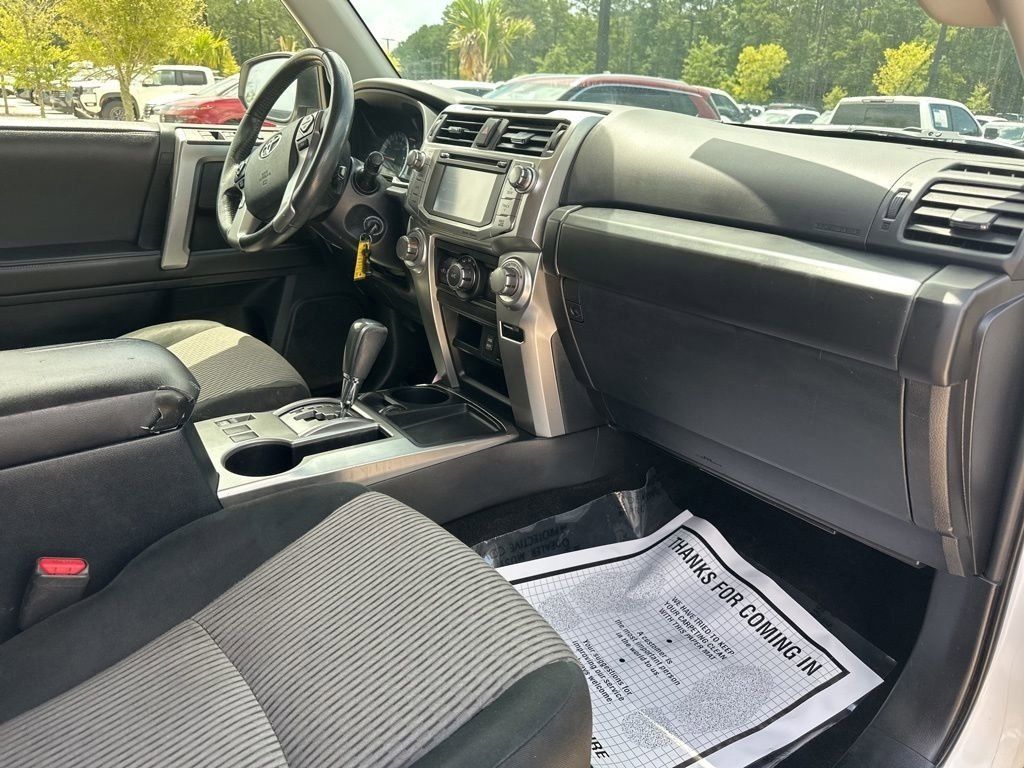 2016 Super White Toyota 4Runner SR5 RWD SUV