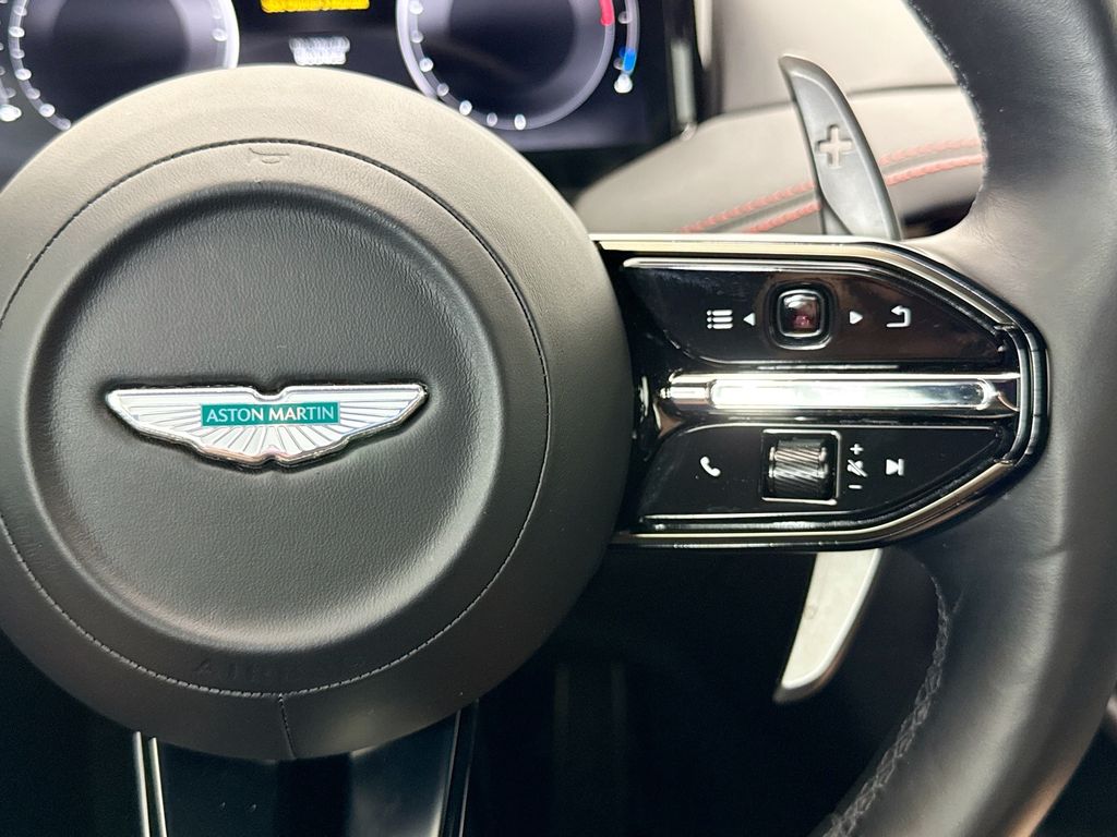 2025 Aston Martin DB12 Base - Photo 12