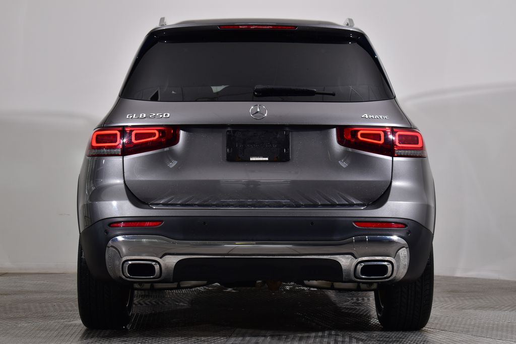 Thumbnail: 2020 Mercedes-Benz GLB - 4