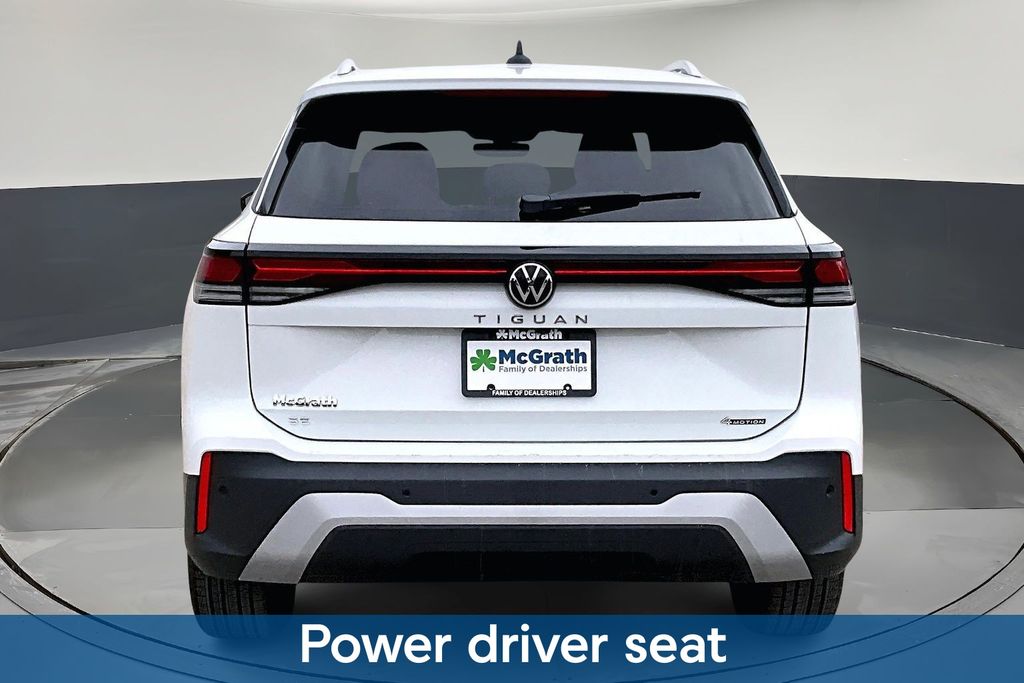 New 2026 White/off-white Volkswagen 2.0T SE image 4