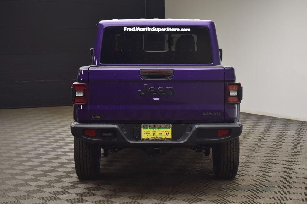 new 2026 Jeep Gladiator car, priced at $54,005