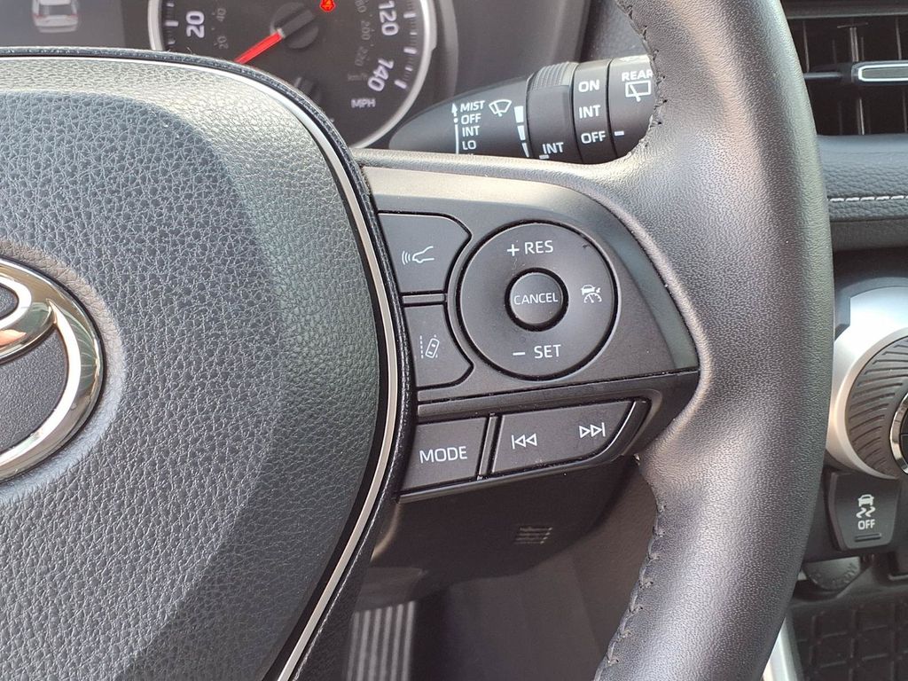 Used 2020 Toyota RAV4 SUV