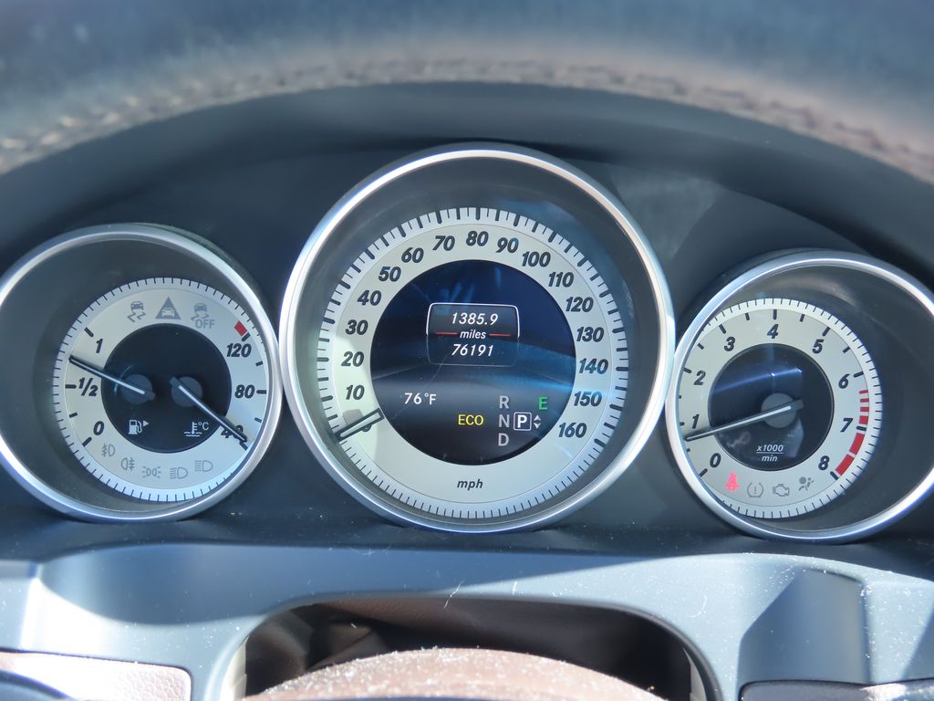 Thumbnail: 2014 Mercedes-Benz E-Class - 19