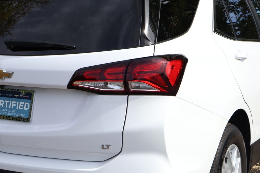 Thumbnail: 2022 Chevrolet Equinox - 9