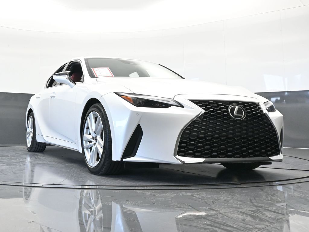 Used 2024 White Lexus 300 image 67