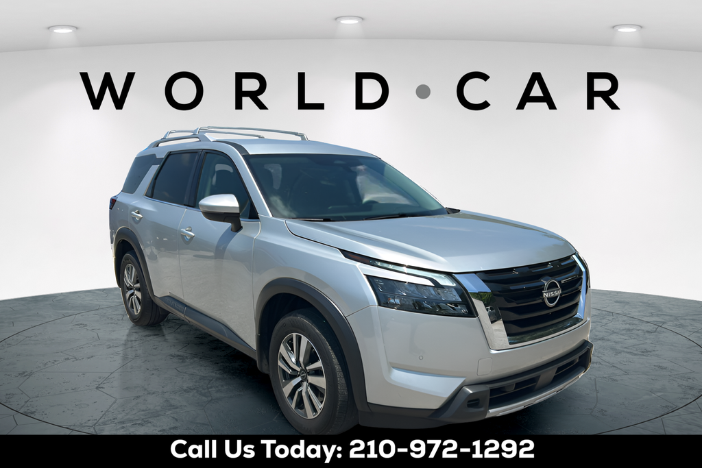  2025 Nissan Pathfinder SL FWD   