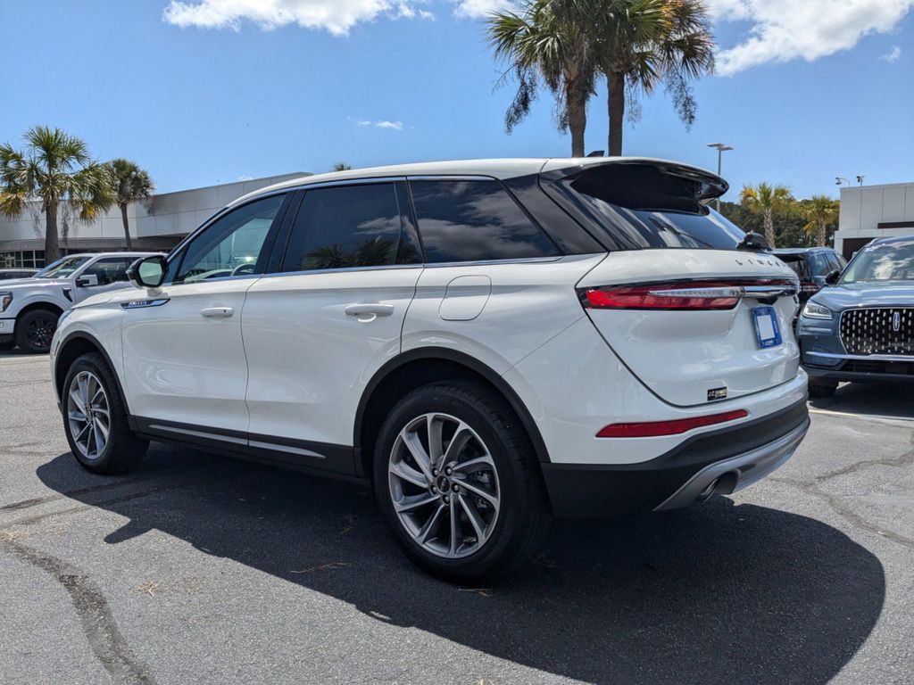2025 Lincoln Corsair Premiere