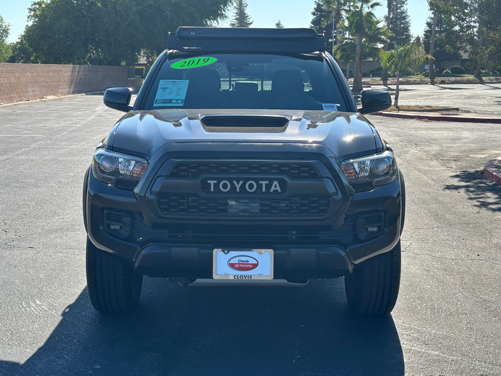 Thumbnail: 2019 Toyota Tacoma - 2