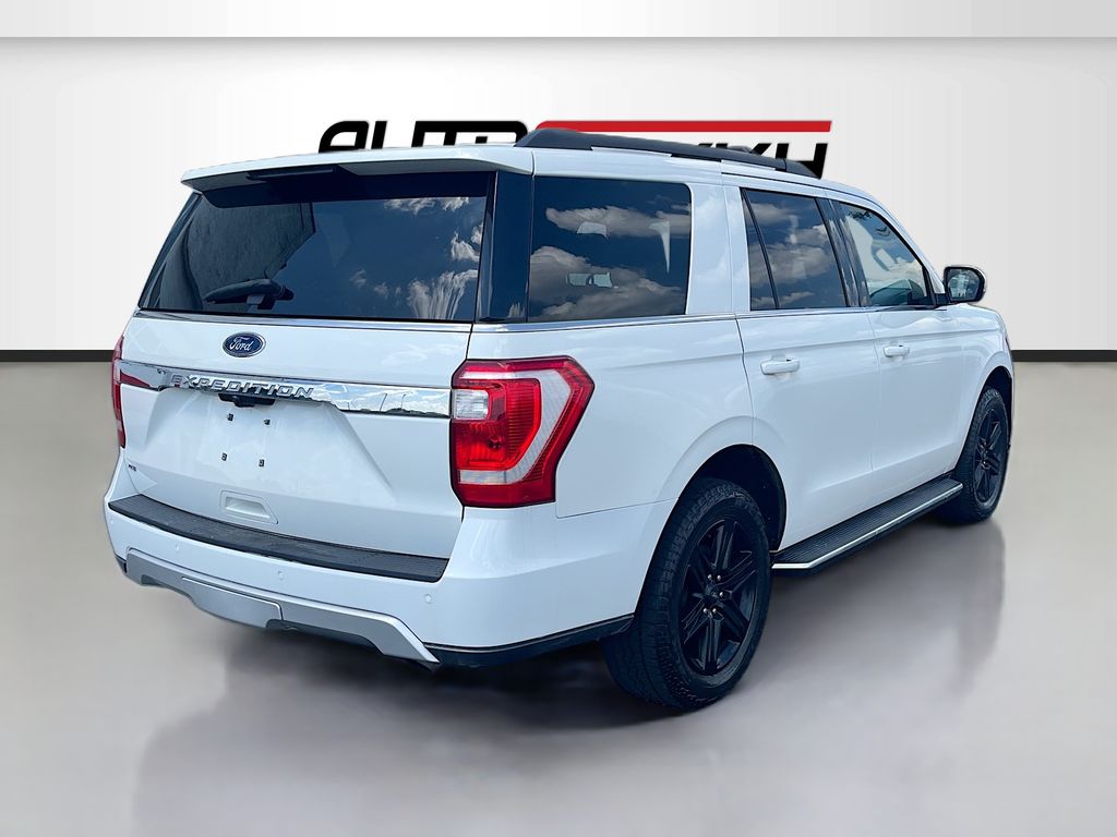 Used 2021 White Ford XLT image 7