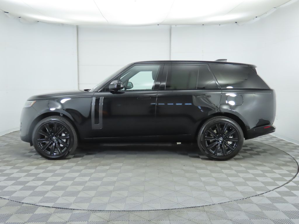 Thumbnail: 2025 Land Rover Range Rover - 8