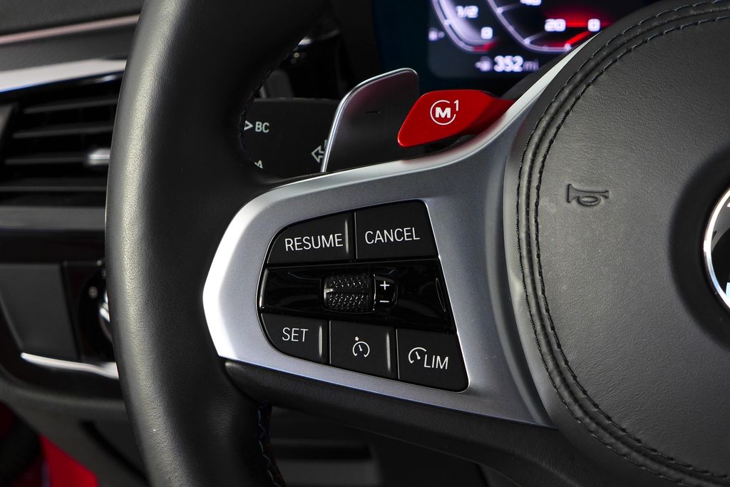 Thumbnail: 2023 BMW M5 - 30