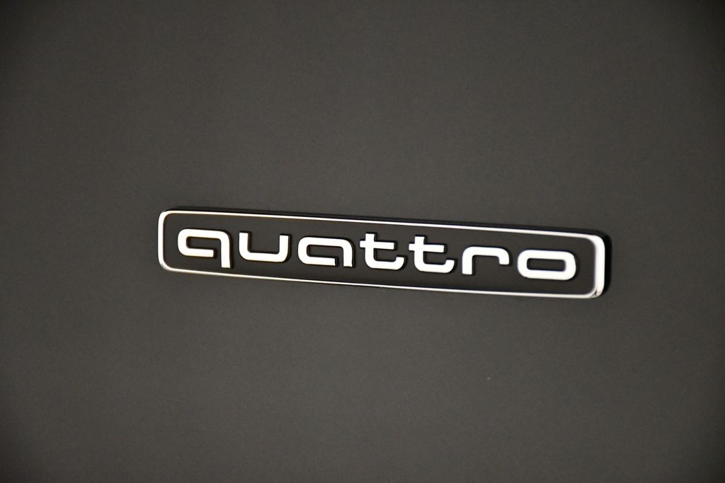 2025 Audi Q5 Premium 10
