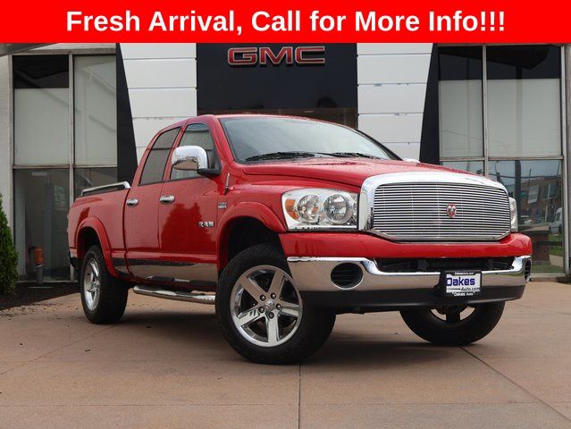 Flame Red Clearcoat 2008 Dodge RAM 1500 SLT Quad Cab 4WD Pickup Truck Four-Wheel Drive 5-Speed Automatic
