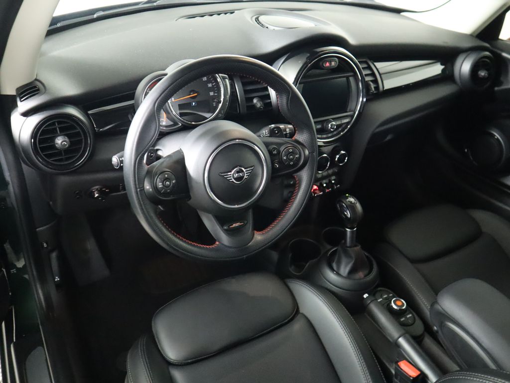 2019 MINI Cooper S 9