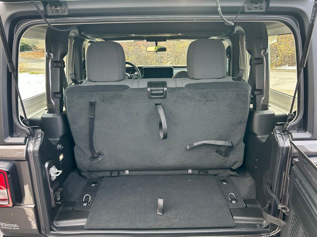 new 2026 Jeep Wrangler car, priced at $46,448