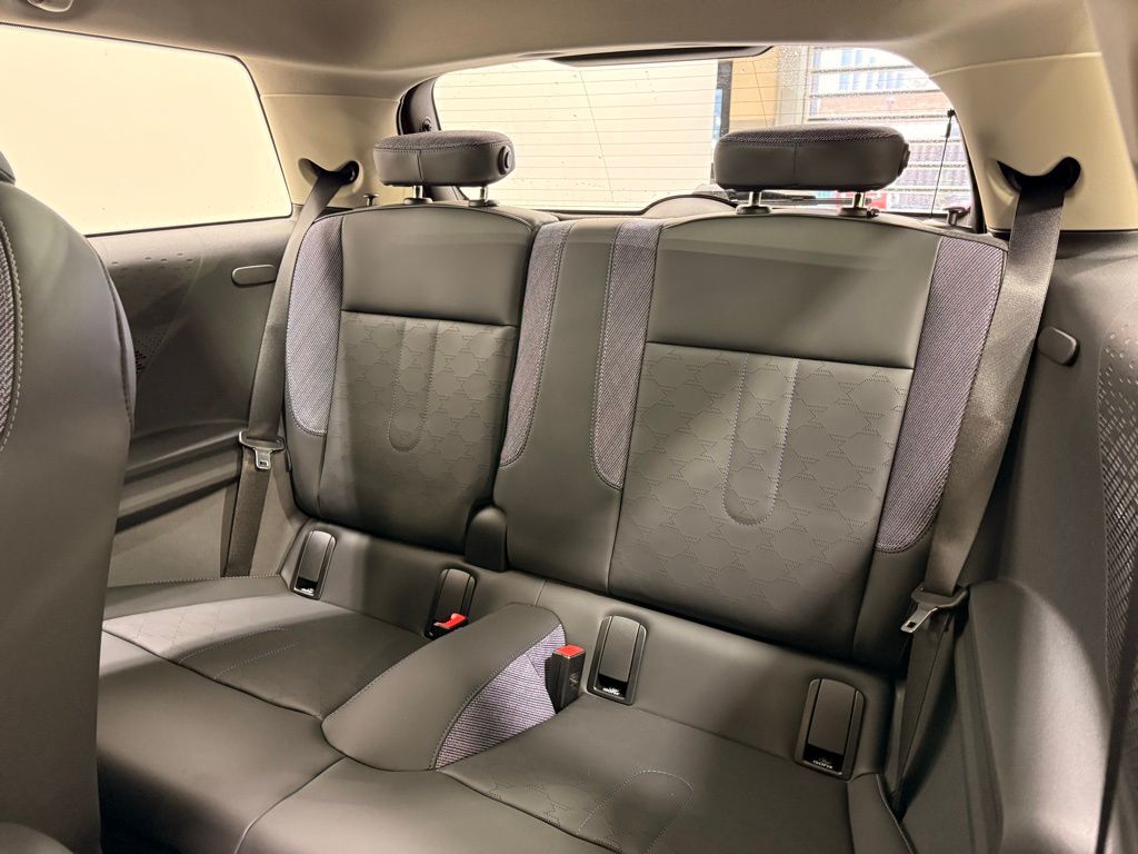 Thumbnail: 2026 MINI Cooper - 19