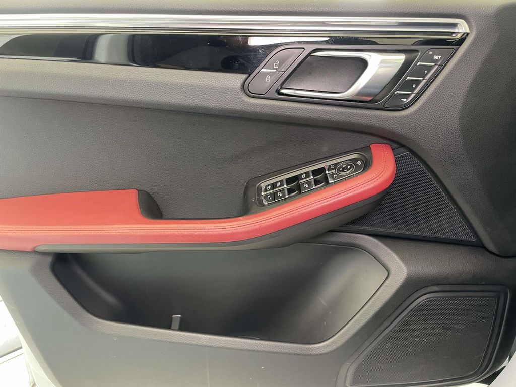 2023 Porsche Macan Base  at Audi Porsche Sewickley