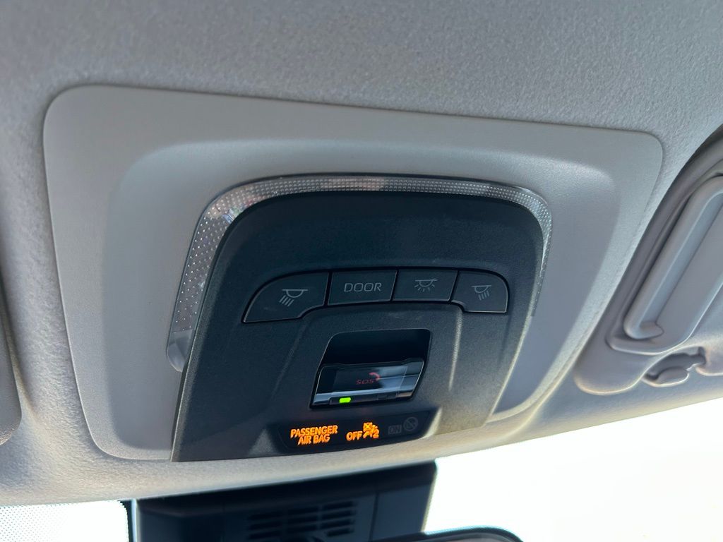 Thumbnail: 2025 Toyota Corolla - 27