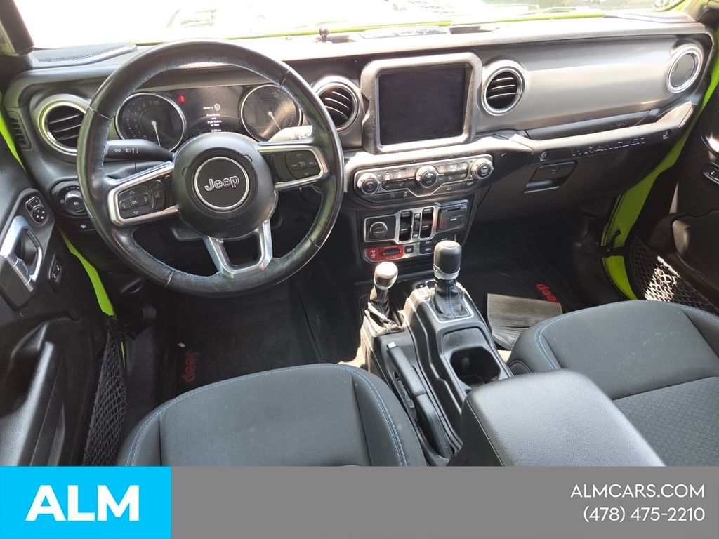 Used 2021 Green Jeep Unlimited Rubicon 4xe image 9
