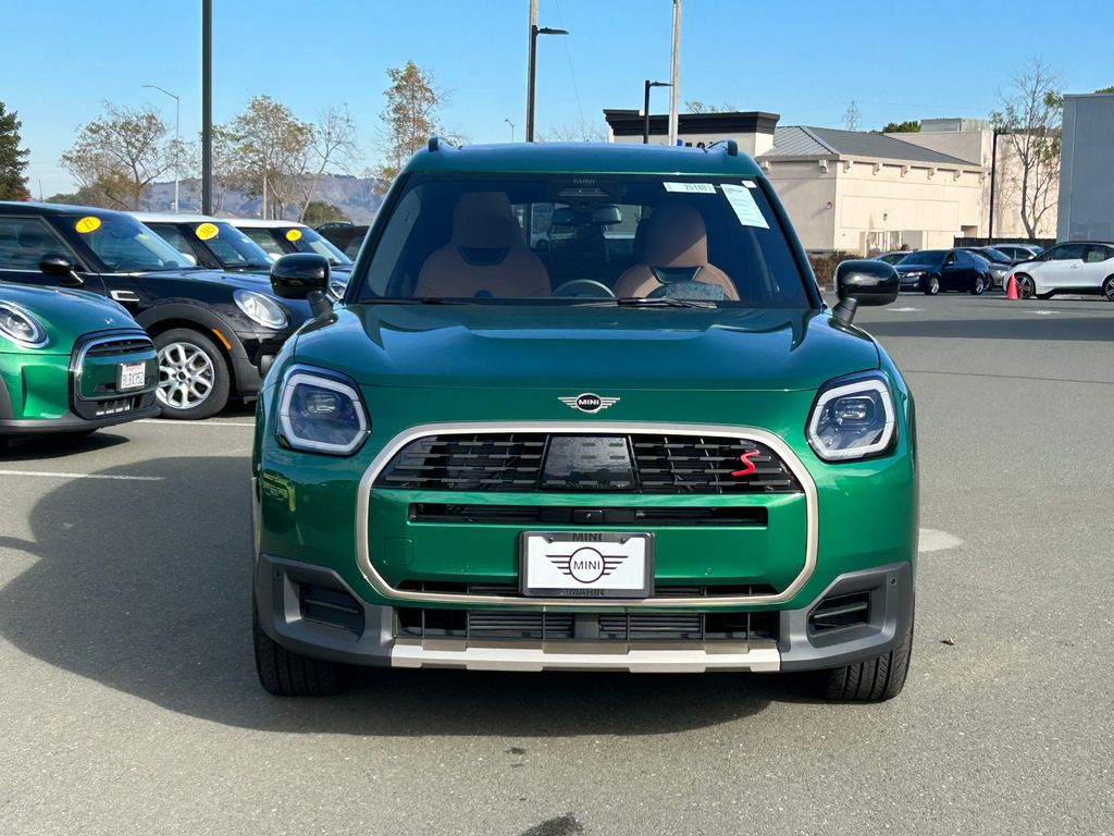 2025 MINI Cooper Countryman Iconic 8