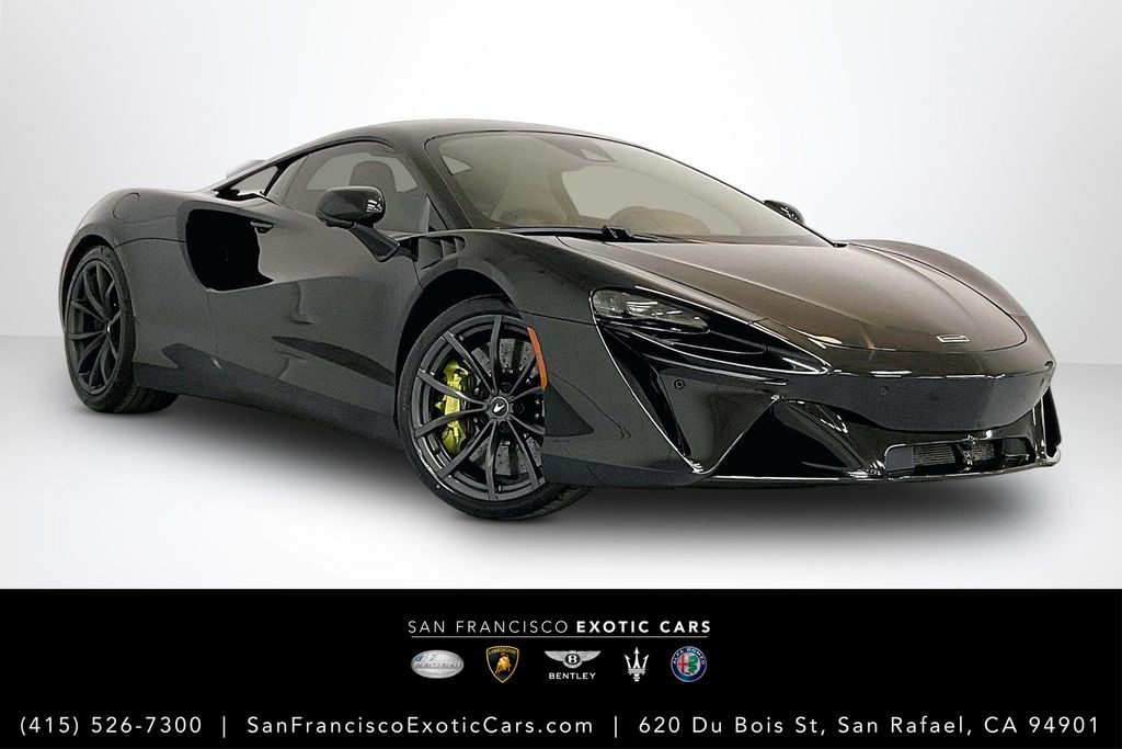 2023 McLaren Artura RWD