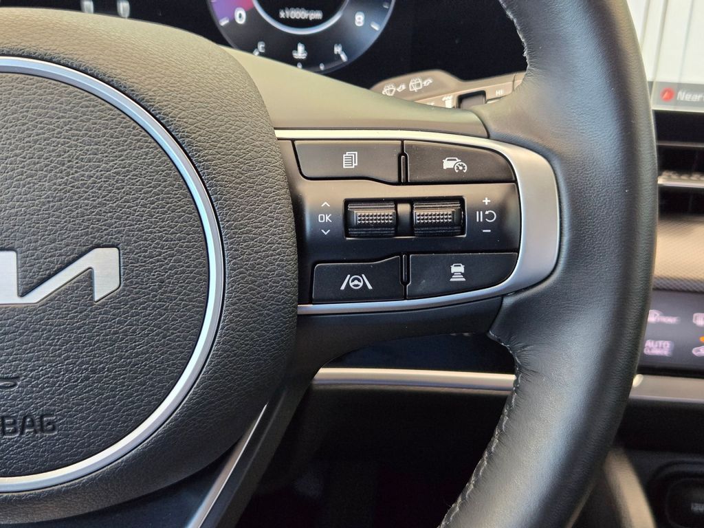 Used 2025 Kia Sportage SUV