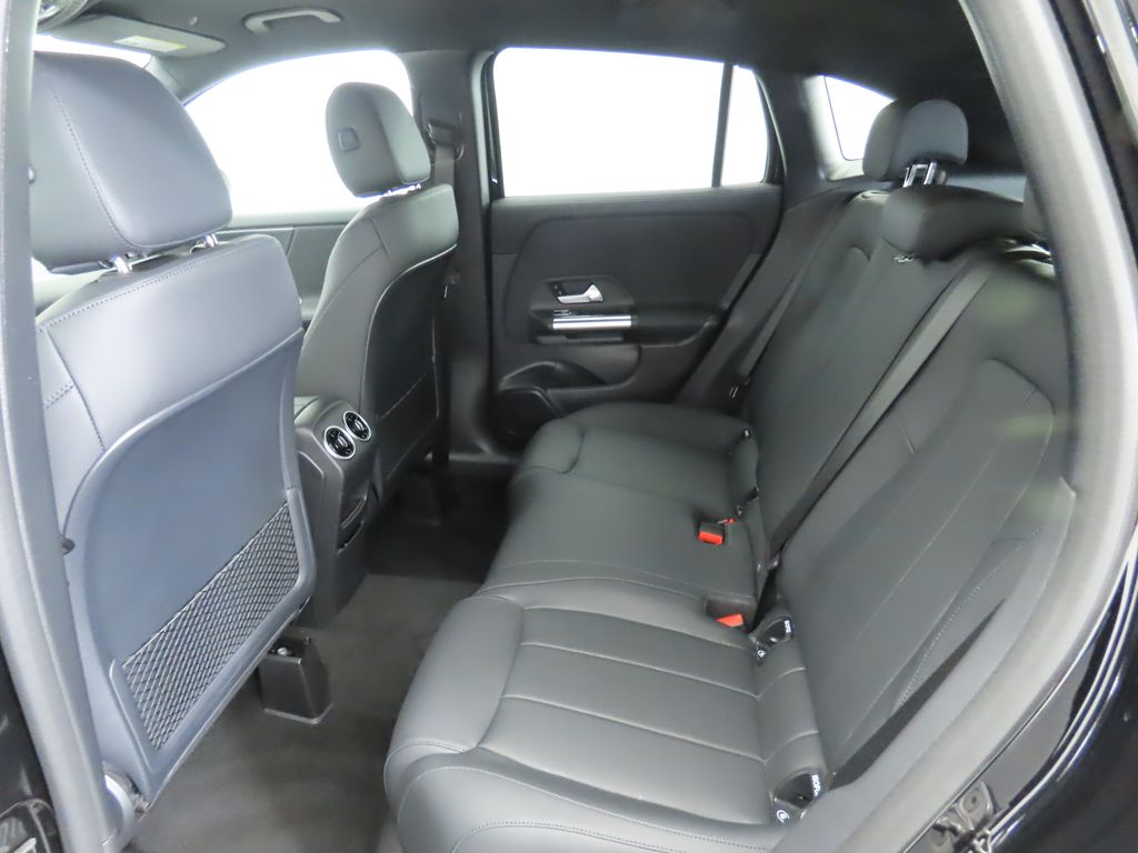 2025 Mercedes-Benz GLA 250 22