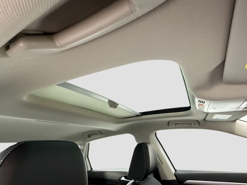 Thumbnail: 2026 Volkswagen Jetta - 16