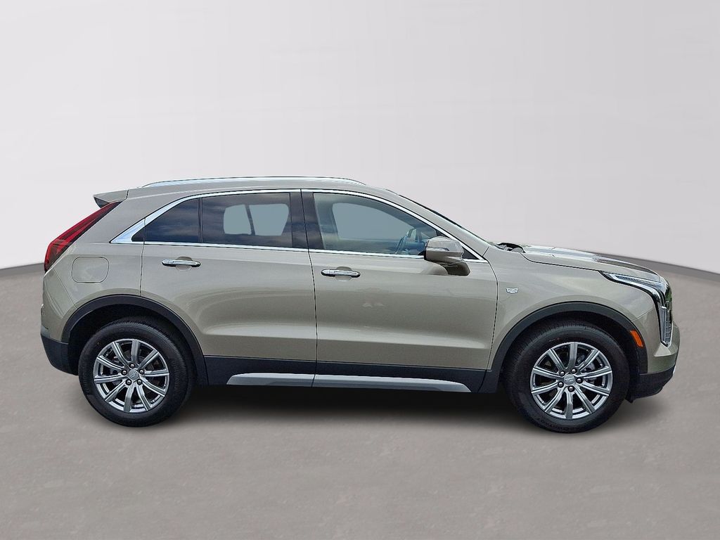 Thumbnail: 2023 Cadillac XT4 - 7
