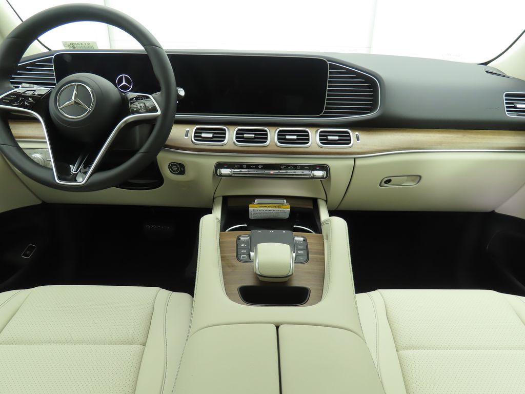 Thumbnail: 2025 Mercedes-Benz GLE - 14