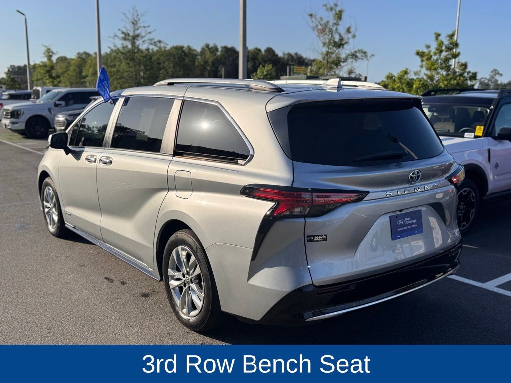 2021 Toyota Sienna Limited 7-Passenger