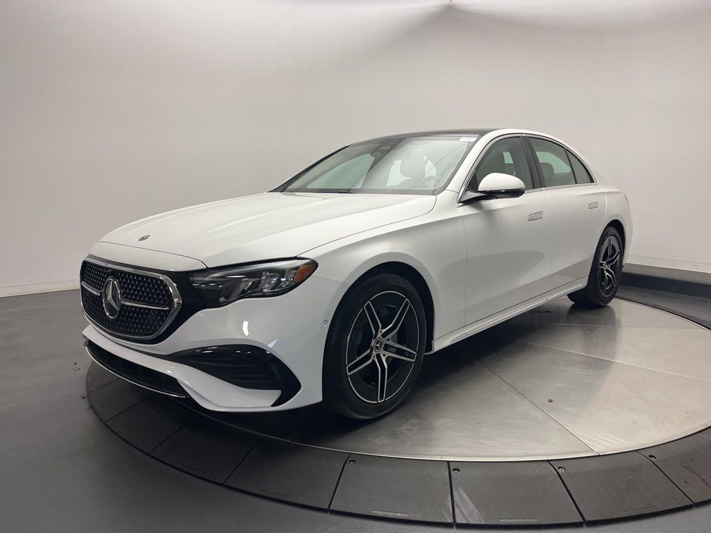 Thumbnail: 2026 Mercedes-Benz E-Class - 3