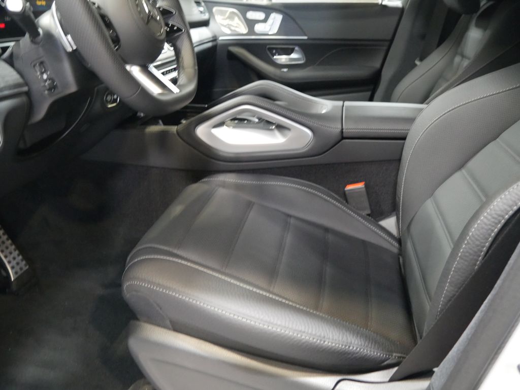 Thumbnail: 2026 Mercedes-Benz GLS - 15