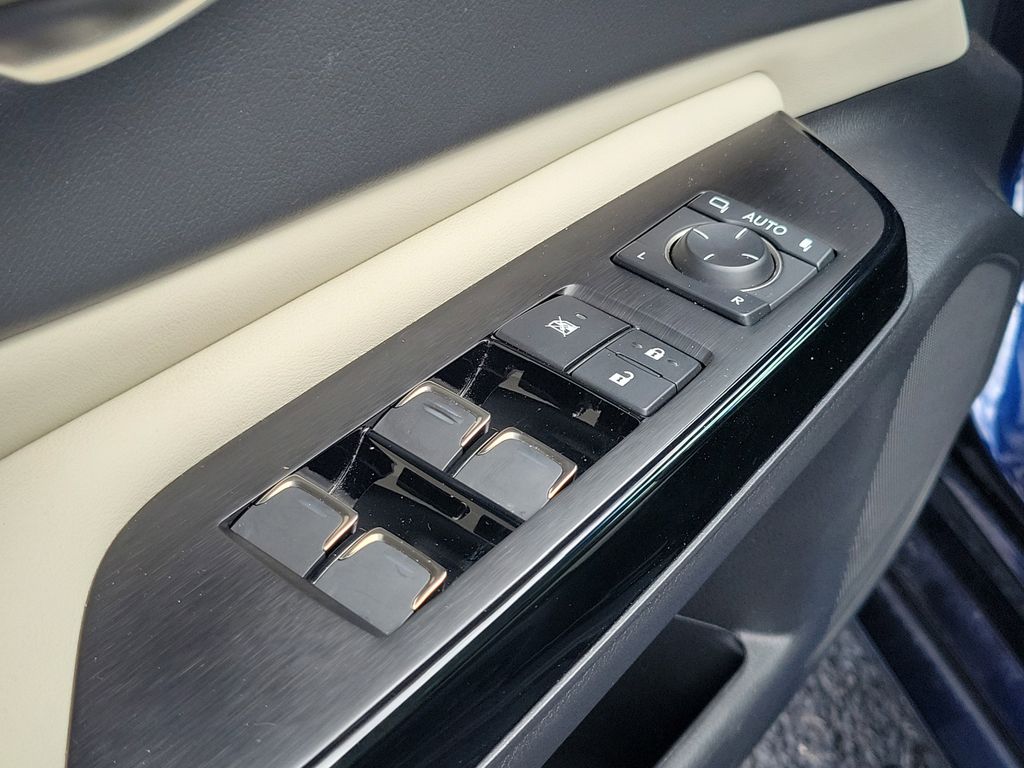 used 2025 Lexus ES car, priced at $44,998